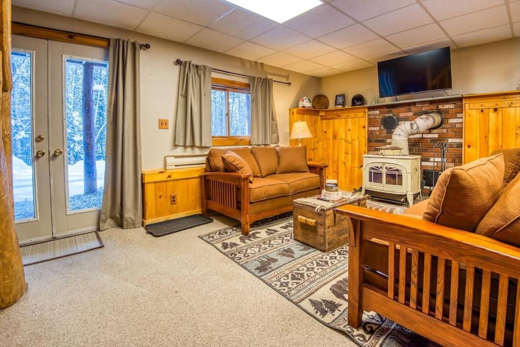 Family-Focused & Pet-Friendly Log Cabin With 4Br 2Ba Sleeps 10 Bethlehem Exterior foto