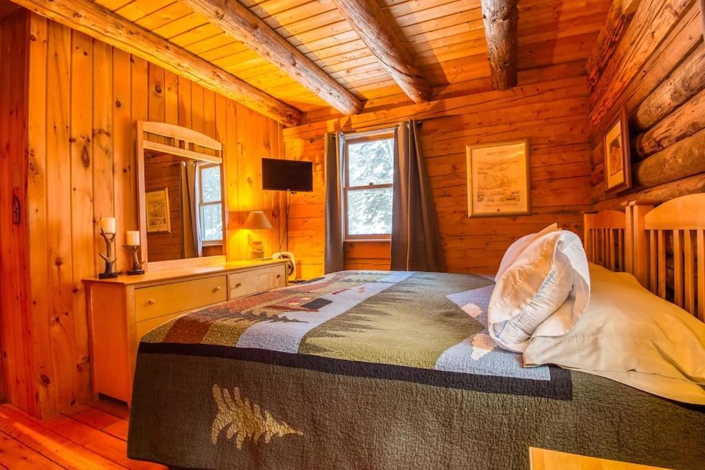 Family-Focused & Pet-Friendly Log Cabin With 4Br 2Ba Sleeps 10 Bethlehem Exterior foto