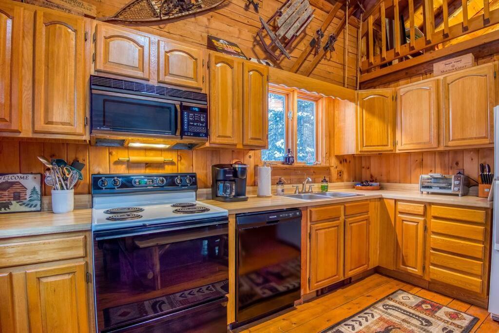 Family-Focused & Pet-Friendly Log Cabin With 4Br 2Ba Sleeps 10 Bethlehem Exterior foto